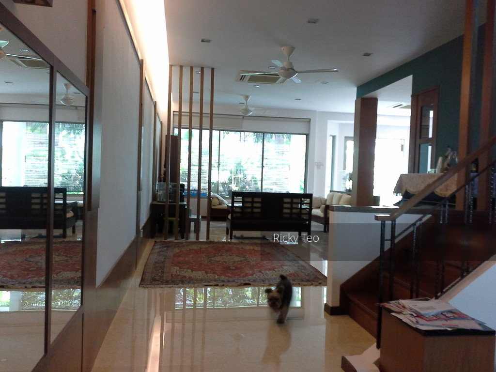 Lilac Park thumbnail photo